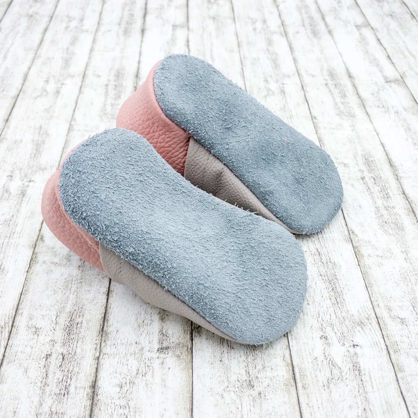 Krabbelschuhe aus Leder - personalisierbar mit Reh