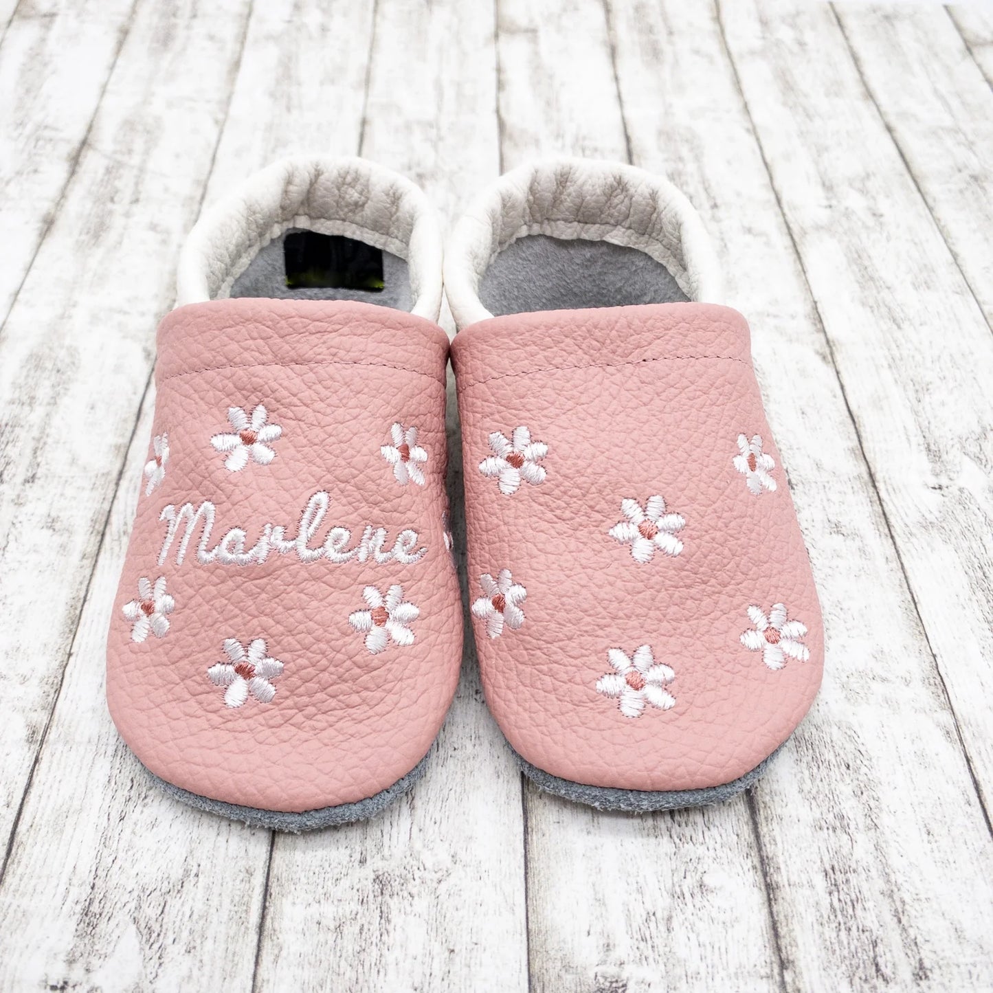 Krabbelschuhe aus Leder - personalisierbar mit Blumen