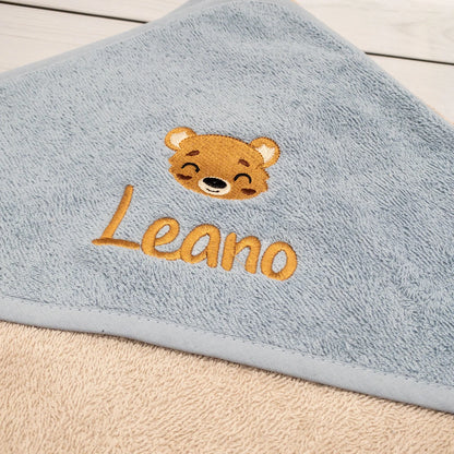 Personalisiertes Baby Geschenk Set mit Namen – Krabbelschuhe, Schmusetuch & Kapuzenhandtuch