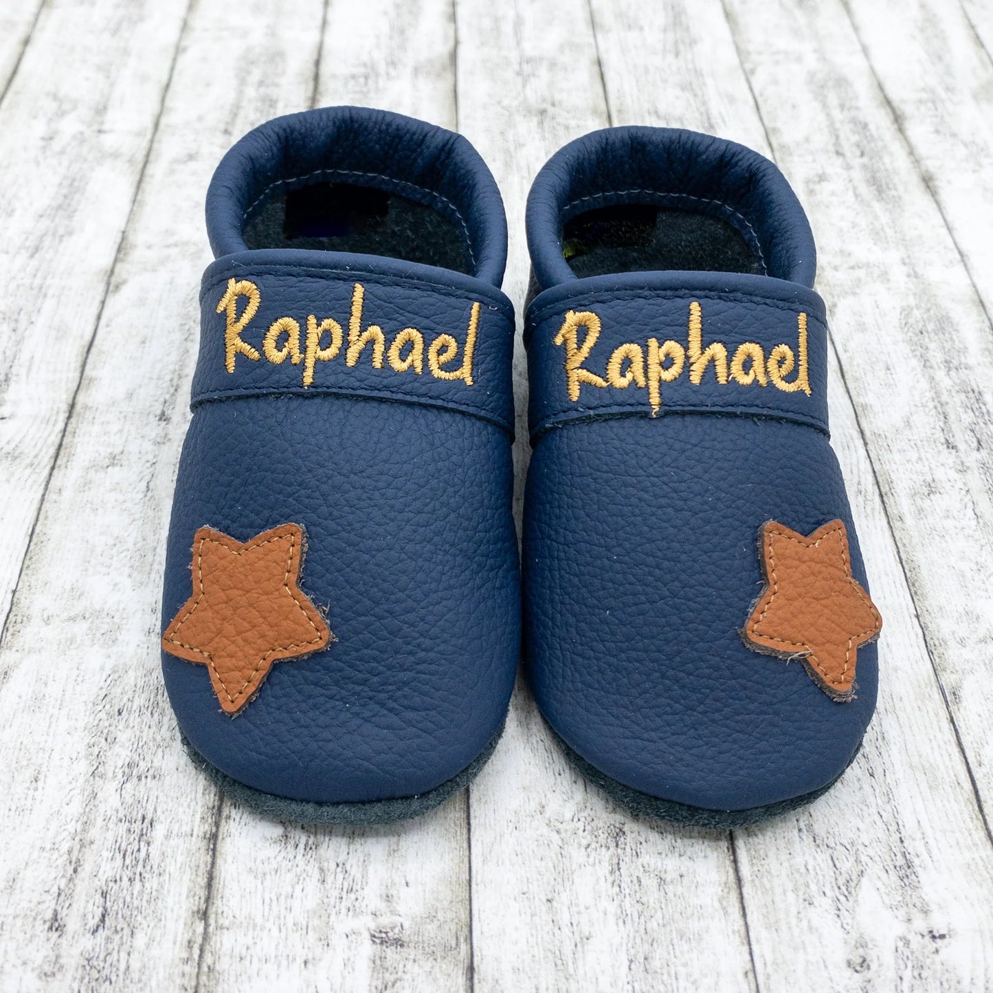 Krabbelschuhe aus Leder - personalisierbar Stern