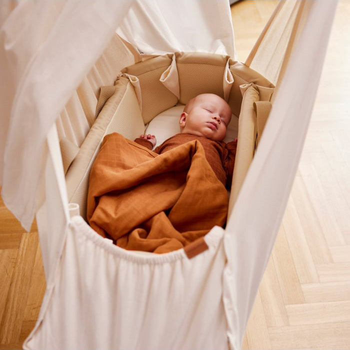Carrycot Baby Nest – Die smarte Babytragetasche für sicheren Schlaf zuhause & unterwegs