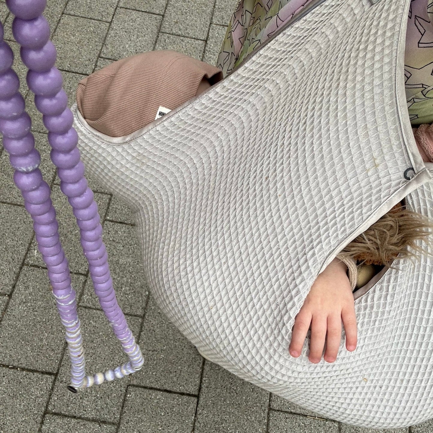LiveBag Von Schollenberger – Tragehilfe für schlafende Babys | Baby aus der Babyschale nehmen ohne Aufwachen