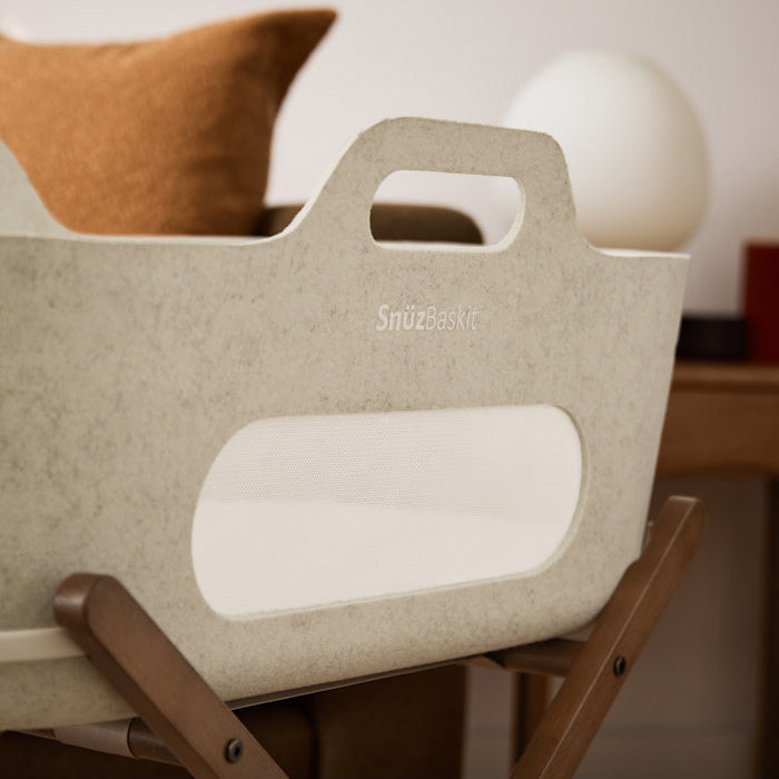 SnüzBaskit Moseskorb Baby Nestchen – Der mobile Schlafplatz für geborgene Babymomente