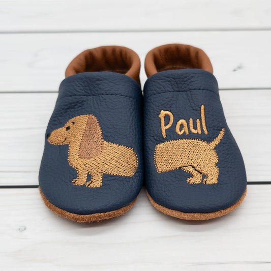 Krabbelschuhe aus Leder - personalisierbar Dackel